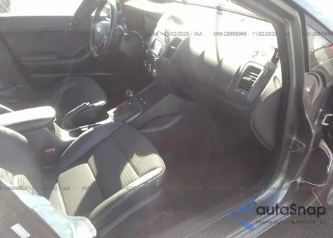 2016 Kia Forte Sx z USA, uszkodzony, nr VIN KNAFZ5A32G5509135